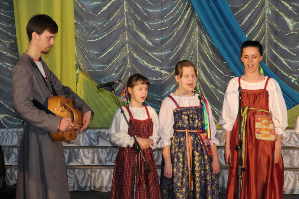 Детская фольклорная студия "Верба" и Иван Петелин